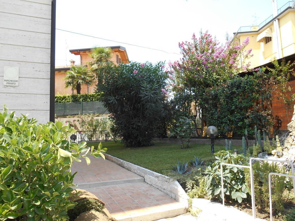 Peschierahome Apartments Пескьера-дель-Гарда Номер фото